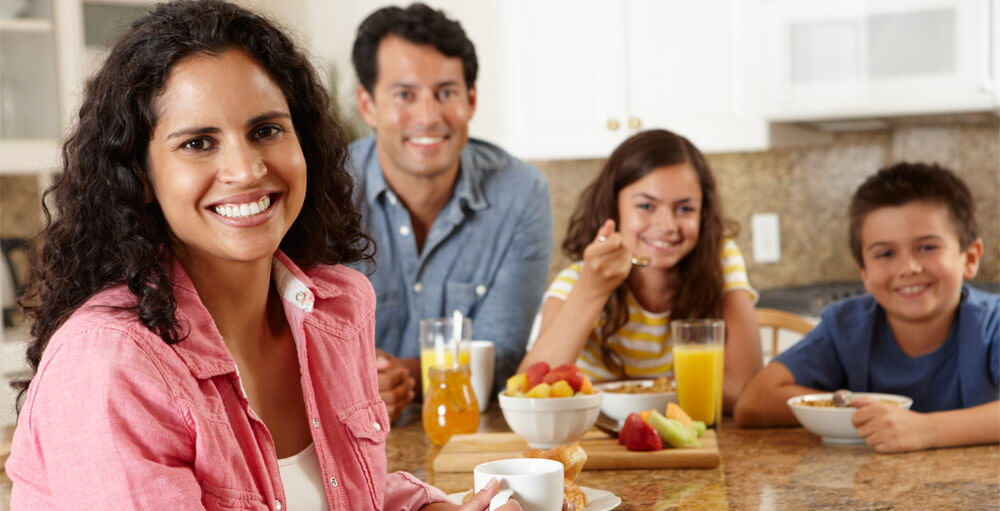 family-breakfast (1)